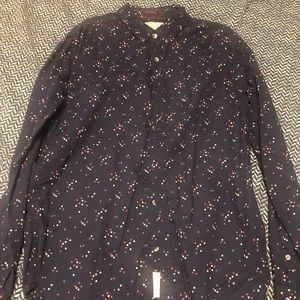 Men’s long sleeve button up